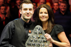 不仅是对其 不仅是对其