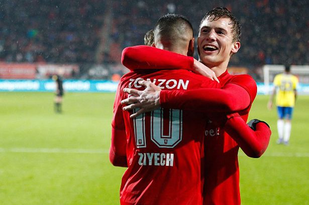 据处于英超 据处于英超