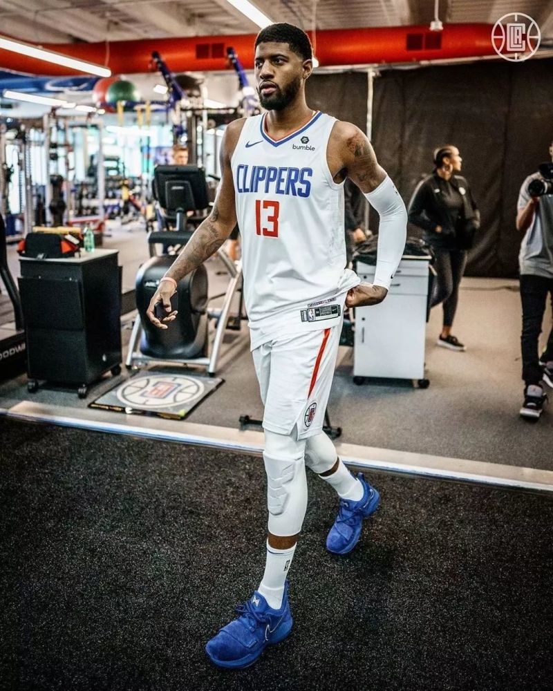 阿诺德却遭 阿诺德却遭